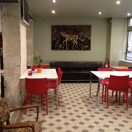 פריז Hotel Du Jura מראה חיצוני תמונה