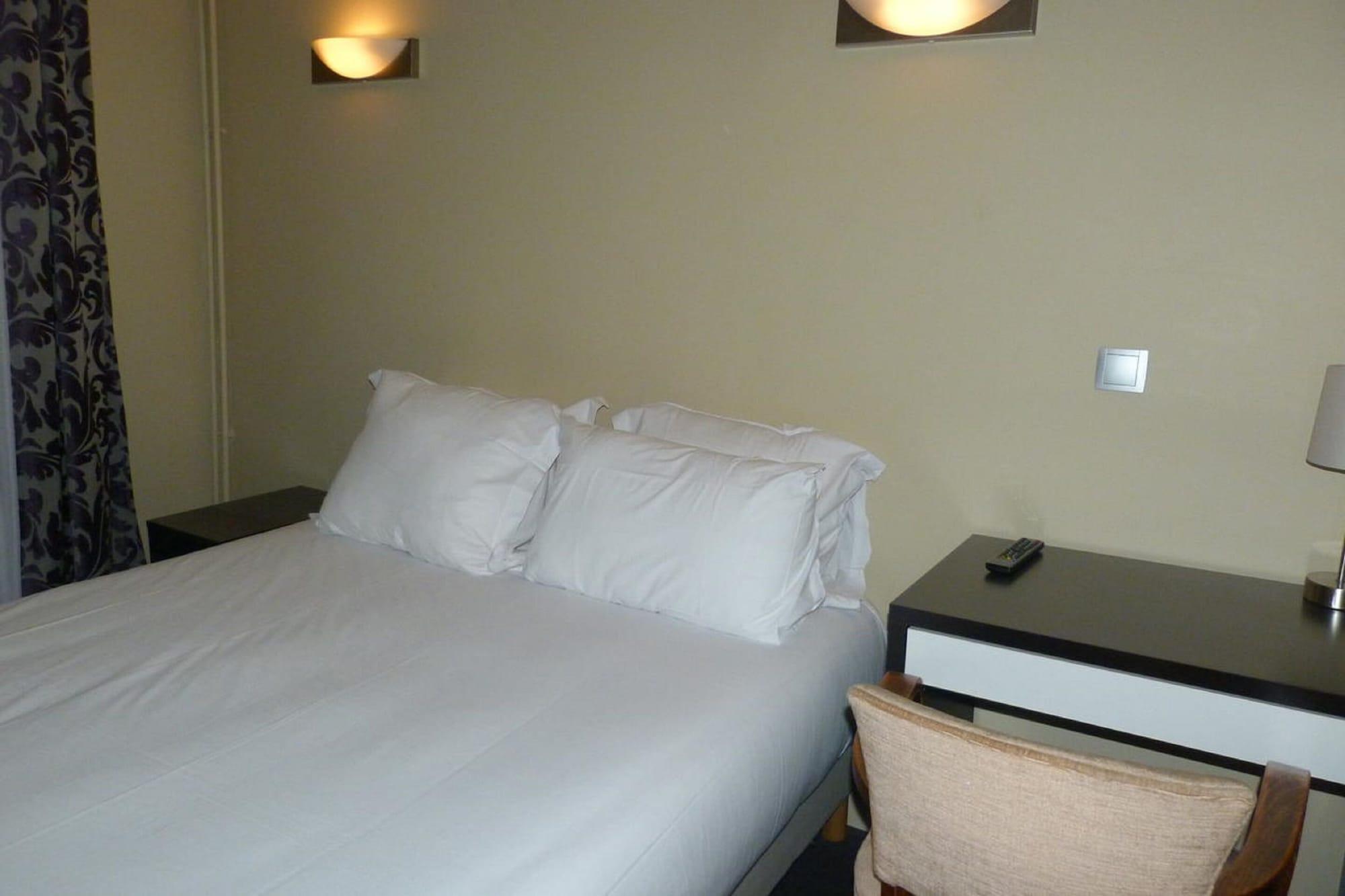 פריז Hotel Du Jura מראה חיצוני תמונה